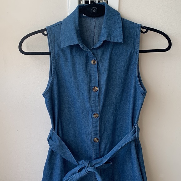 Stretchy Denim Button Down Dress with Waist Tie - Picture 2 of 12